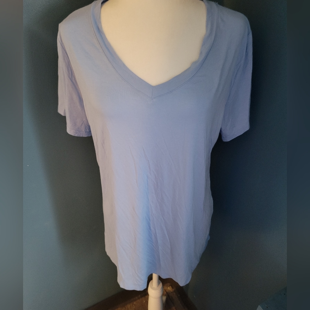 Sampeel size XL casual V-neck‎ T-shirt NWT